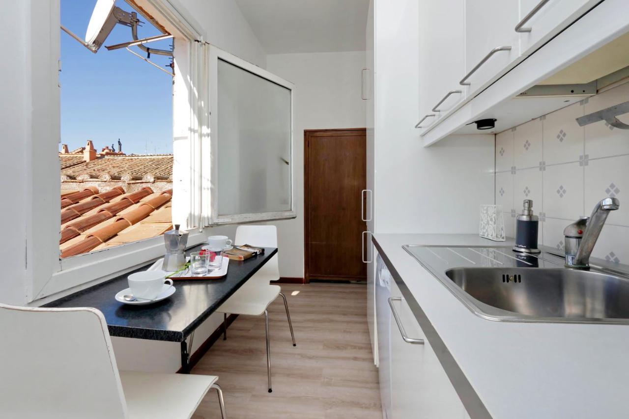 Appartamento Lavatore Rome Exterior photo